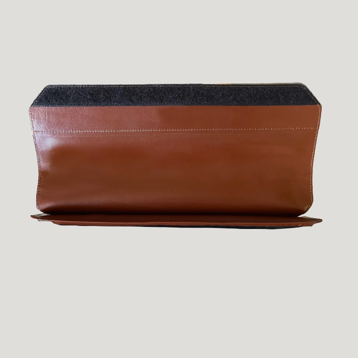 Elzoro Tan Executive Laptop Sleeve